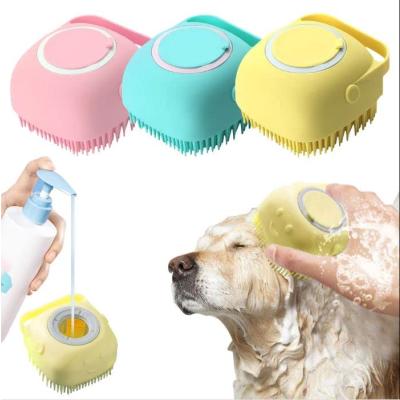 SOGUD Pembe Şampuan Hazneli Kedi Köpek Yıkama Tarağı – Silikon Masajlı Evcil Hayvan Yıkama Fırçası – Tüy Temizleme ve Banyo Aksesuarı